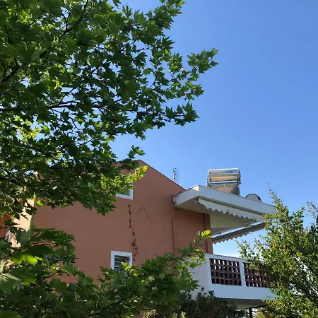 Case de vacanță District 01 -luxurious With Private