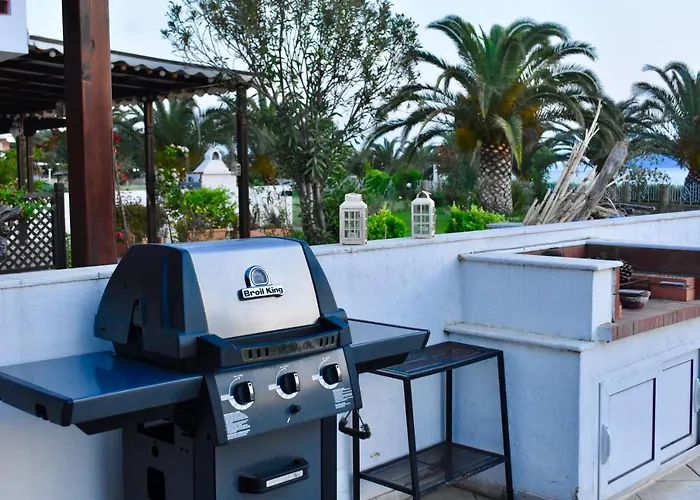 District 01 -luxurious With Private