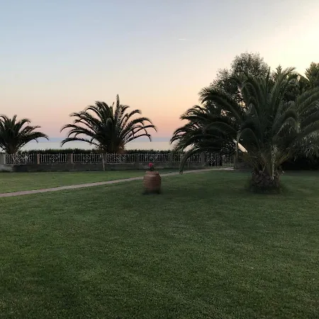 District 01 -luxurious With Private Casa vacanze Metokhion Konstamonitou